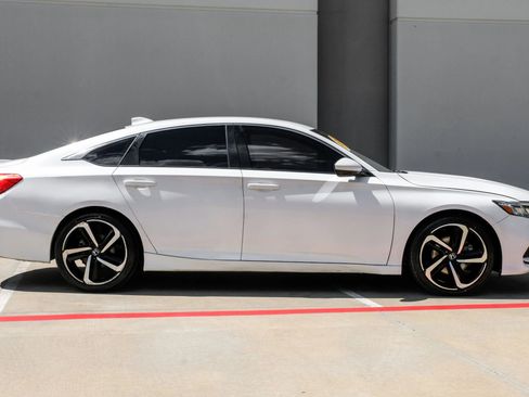 Used 2020 Honda Accord Sport image 12