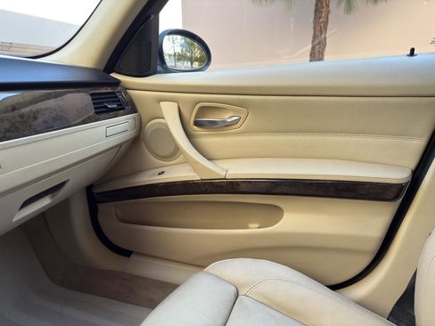 Used 2006 BMW 330i Sedan image 45