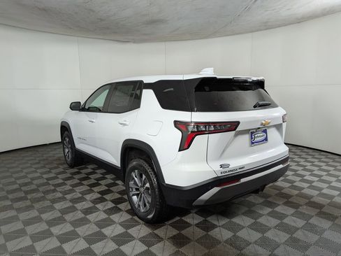 New 2026 Chevrolet Equinox LT image 5