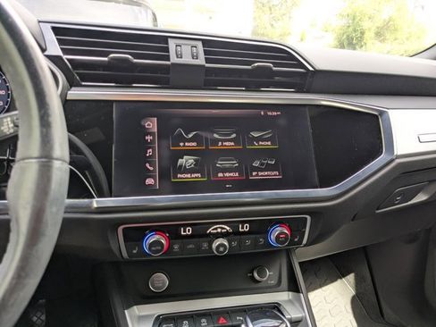 Used 2020 Audi Q3 2.0T Premium AWD/4WD image 10