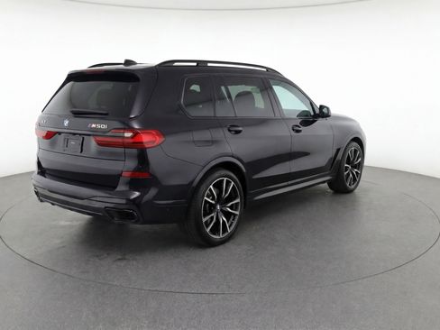 Used 2022 BMW X7 M50i w/ Dynamic Handling Package AWD/4WD image 4