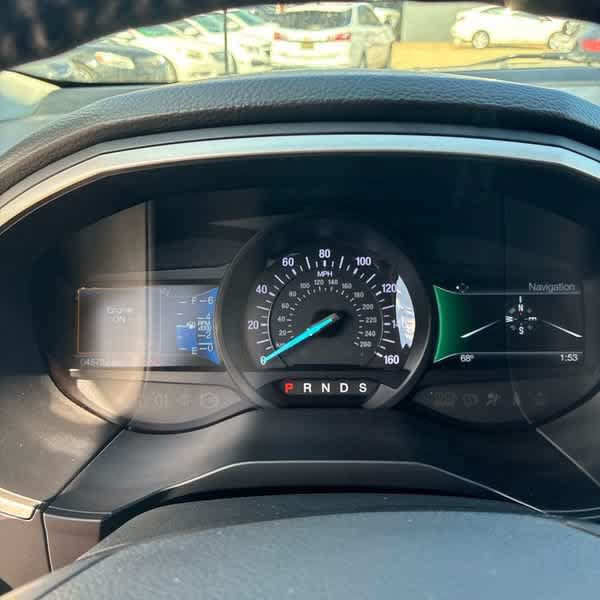 Used 2018 Ford Edge SEL w/ Equipment Group 201A FWD image 12