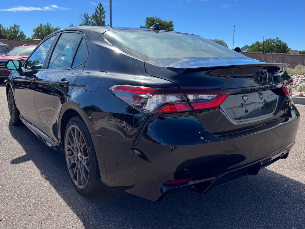 Used 2024 Toyota Camry SE AWD/4WD image 4