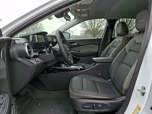 New 2026 Chevrolet Trax ACTIV w/ Driver Confidence Package FWD image 9