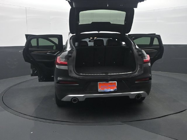 Used 2021 BMW X4 xDrive30i AWD/4WD image 40