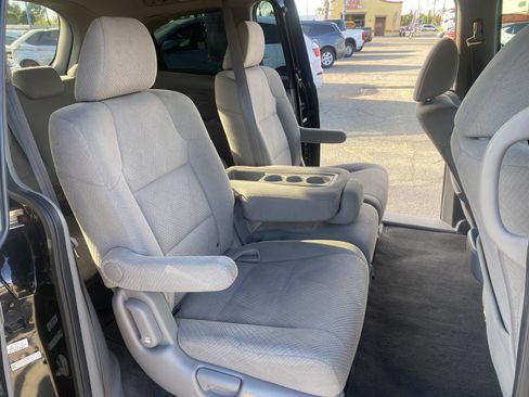Used 2016 Honda Odyssey SE image 21