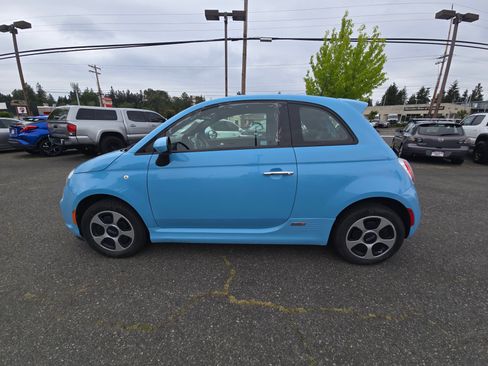 Used 2016 FIAT 500 e FWD image 6