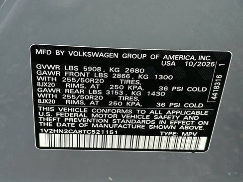 Used 2026 Volkswagen Atlas SE AWD/4WD image 35