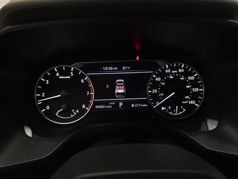 Used 2025 Nissan Rogue SV AWD/4WD image 19