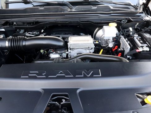 Used 2022 RAM 1500 Big Horn AWD/4WD image 18