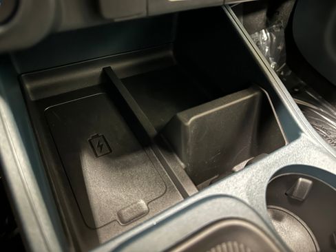 Used 2024 Ford Maverick Lariat w/ Black Appearance Package image 22