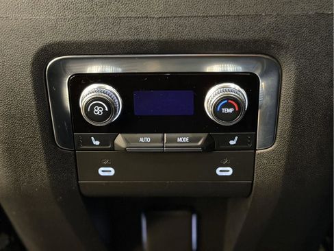 Certified 2022 GMC Yukon AT4 w/ Technology Package image 37