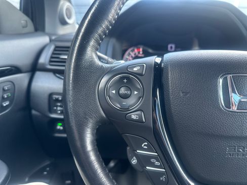 Used 2016 Honda Pilot Elite image 33