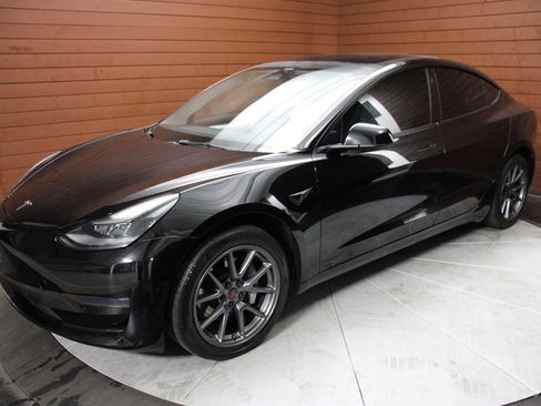 Used 2022 Tesla Model 3 image 7