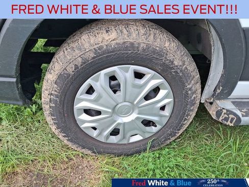 Certified 2025 Ford Transit 250 Low Roof w/ Exterior Upgrade Package RWD image 4