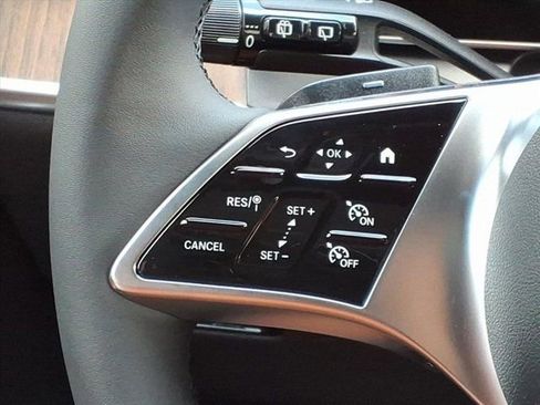 New 2026 Mercedes-Benz GLC 300 GLC 300 image 9