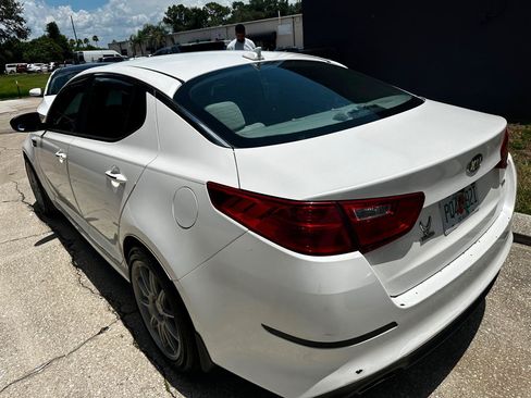Used 2015 Kia Optima LX w/ Paint Protection Film Package FWD image 3