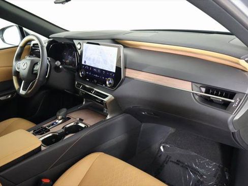 Certified 2026 Lexus RX 350 w/ Convenience Package AWD/4WD image 9