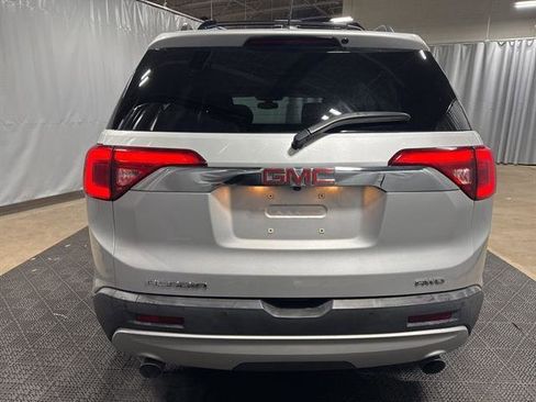 Used 2019 GMC Acadia SLT image 11