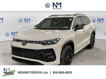 New 2026 Volkswagen Tiguan SE R-Line