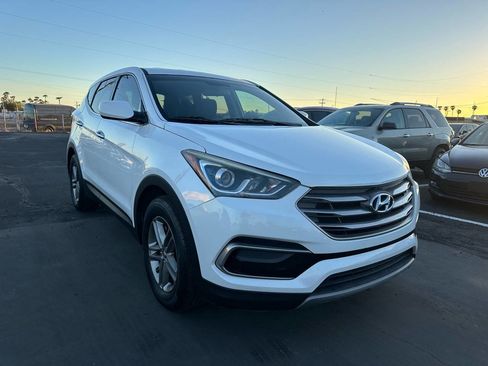 Used 2017 Hyundai Santa Fe Sport image 12