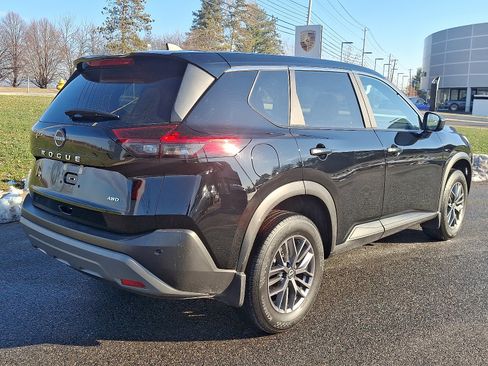 Certified 2023 Nissan Rogue S image 7