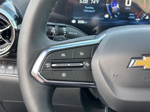 Used 2026 Chevrolet Equinox LT image 15