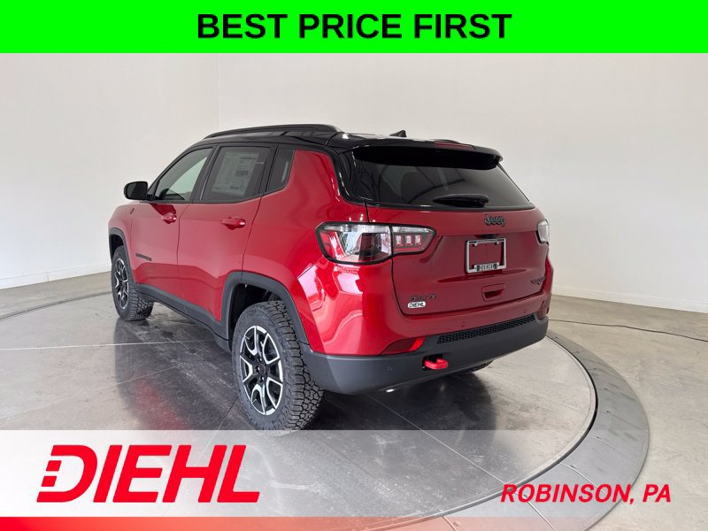 New 2026 Jeep Compass Trailhawk w/ Sun, Sound & Navigation Group AWD/4WD image 5