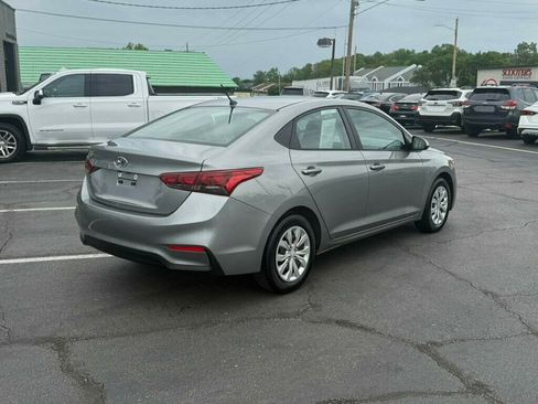 Used 2021 Hyundai Accent SE FWD image 15