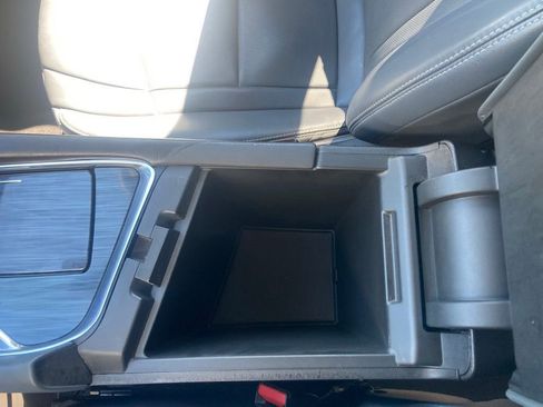 Certified 2019 Buick Enclave Essence AWD/4WD image 39