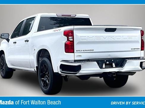 Used 2023 Chevrolet Silverado 1500 Custom AWD/4WD image 4