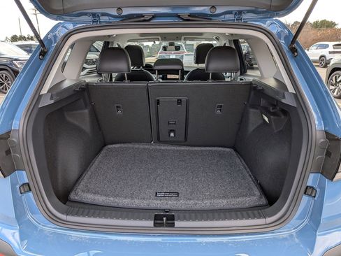New 2026 Volkswagen Taos SEL image 32
