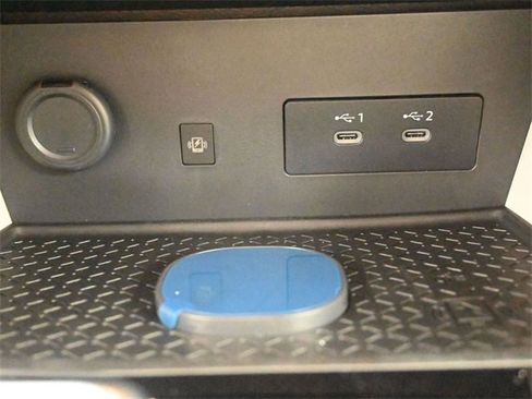 New 2026 Nissan Pathfinder SL w/ SL Premium Package image 4