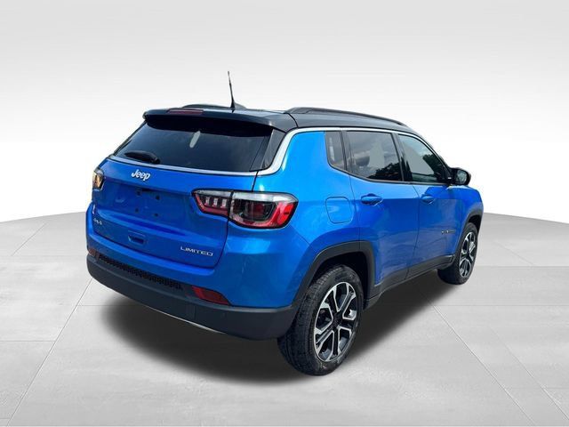 Used 2023 Jeep Compass Limited AWD/4WD image 27
