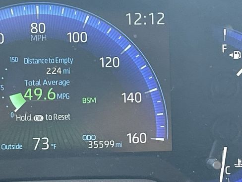 Used 2021 Toyota Corolla LE image 8