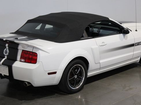 Used 2007 Ford Mustang GT RWD image 18