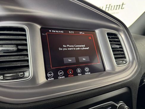 Used 2023 Dodge Charger SXT RWD image 18