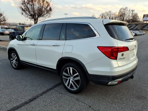 Used 2016 Honda Pilot Touring image 7