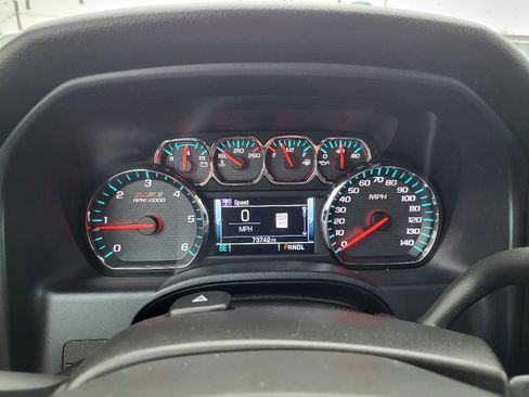 Used 2018 Chevrolet Silverado 1500 LT w/ Rally 2 Edition image 5