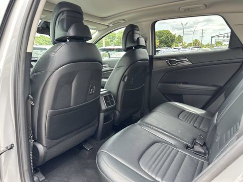 Certified 2023 Kia Sportage SX FWD image 18