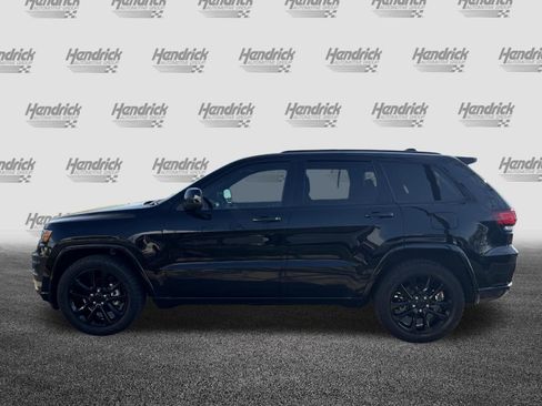 Used 2020 Jeep Grand Cherokee Altitude image 7
