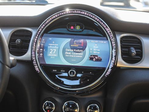 Used 2023 MINI Cooper S image 14