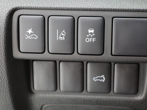 Used 2025 Mitsubishi Eclipse Cross SE AWD/4WD image 25