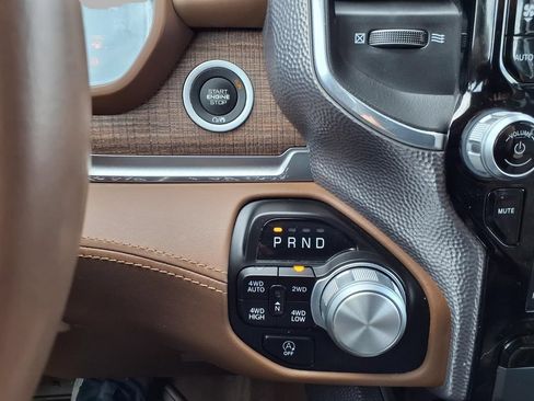 Used 2023 RAM 1500 Limited AWD/4WD image 8