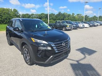 Used 2024 Nissan Rogue SV w/ SV Premium Package FWD video 1