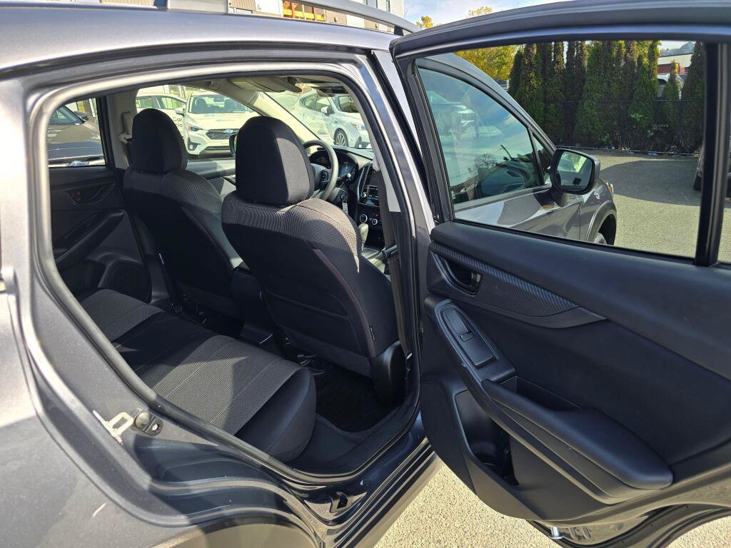 Used 2021 Subaru Crosstrek 2.0i AWD/4WD image 13