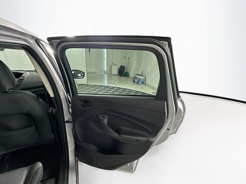 Used 2017 Ford Escape S FWD image 27