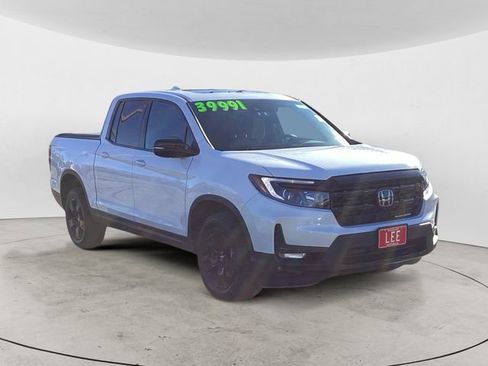Used 2025 Honda Ridgeline Black Edition image 7