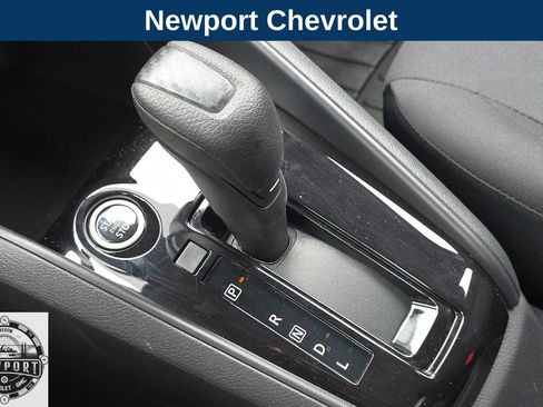 Used 2021 Nissan Versa S image 21