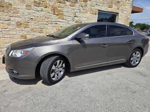 Used 2011 Buick LaCrosse CXL w/ Driver Confidence Package FWD image 2